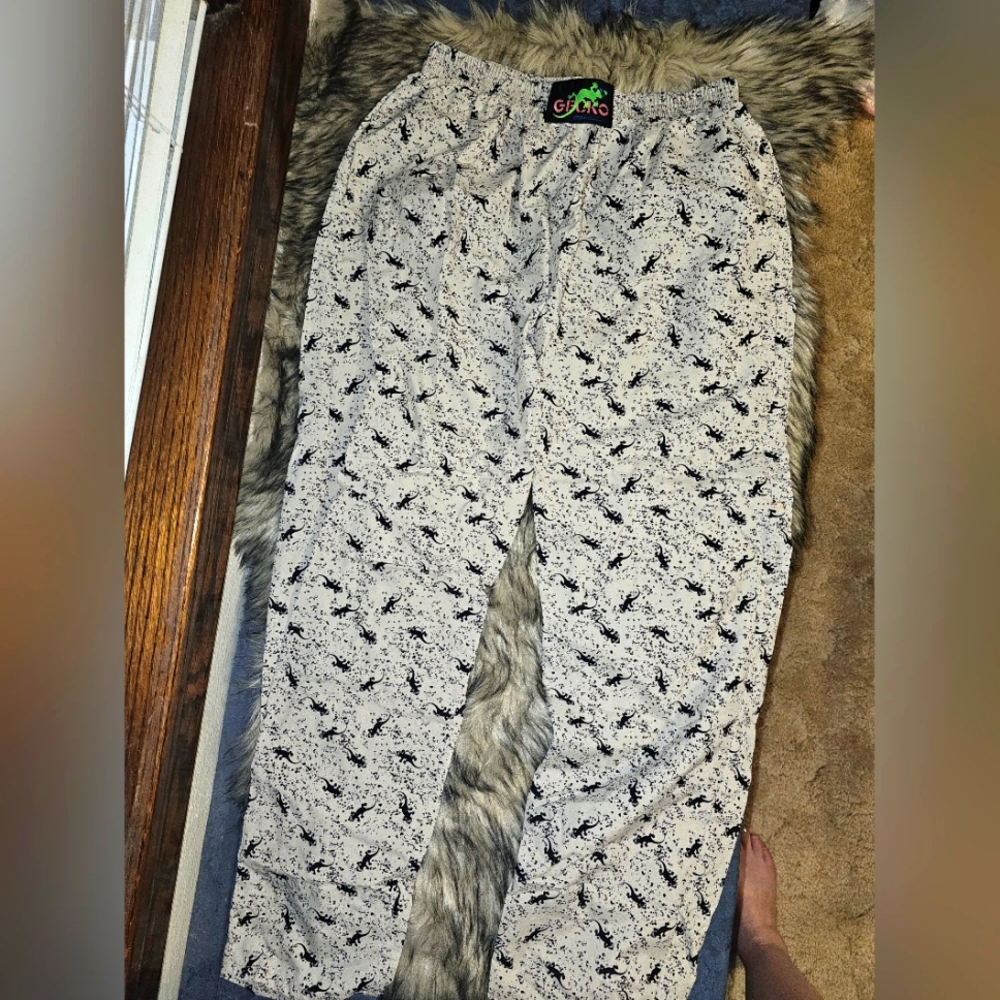 Gecko Hawaii Splatter Parachute Pants